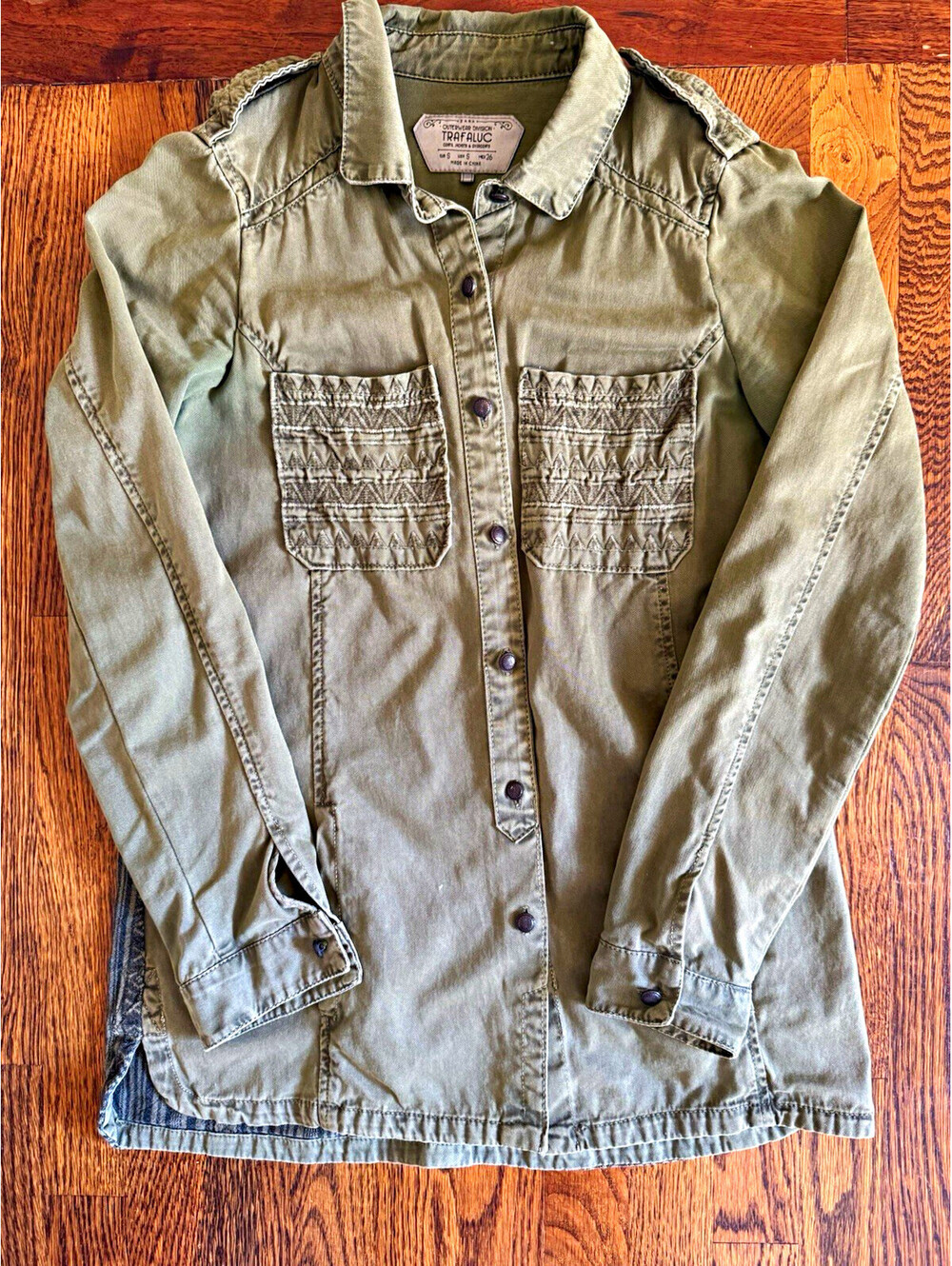 Zara Trafaluc Green Military Long Shirt Women’s S Button Front Collared Pockets